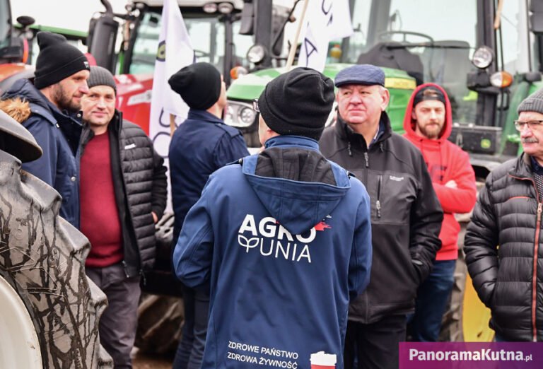 Zdj Cia Wideo Ruszy Protest Rolnik W Du E Utrudnienia Na Drogach