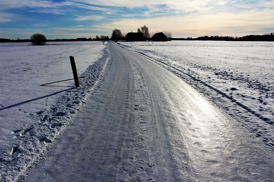 road-3182030_960_720