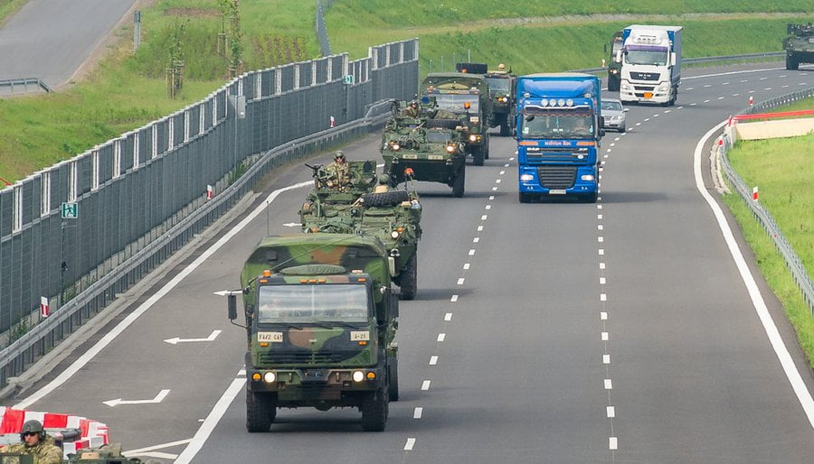 Kolumny wojskowych pojazdów mogą pojawić się na drogach. Jest komunikat / fot. GDDKiA