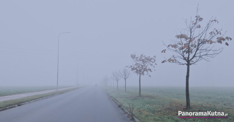 Alert pogodowy dla regionu. Mgła wciąż utrudnia widoczność