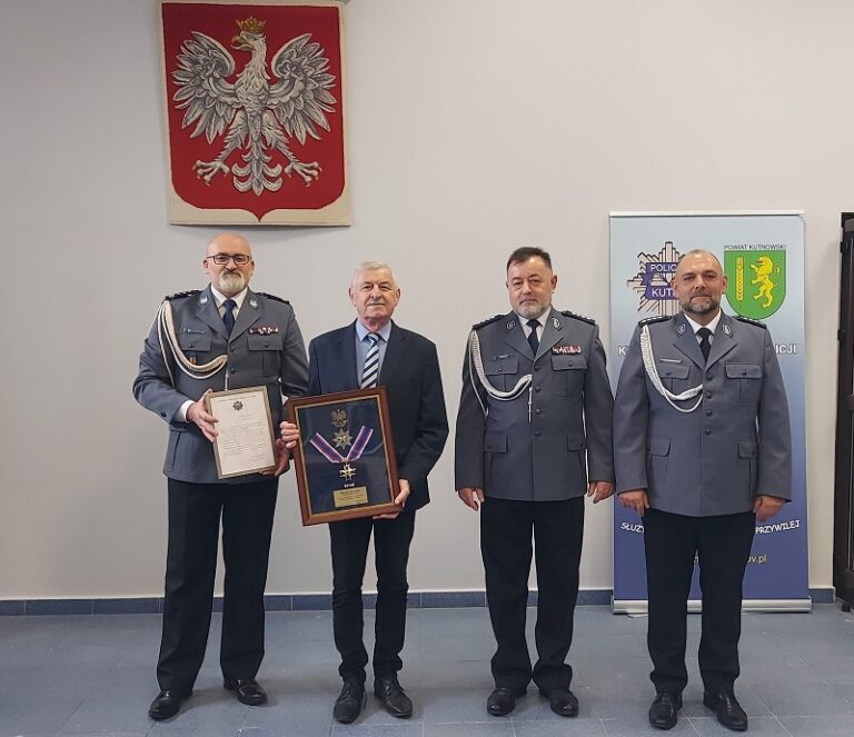 Prezydent Zbigniew Burzyński odznaczony Krzyżem Niepodległości (ZDJĘCIA)