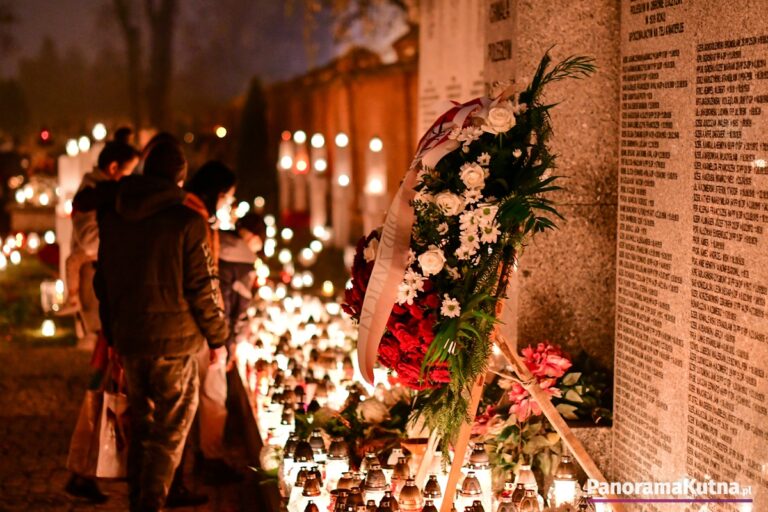 Chwała bohaterom! Kutnianie pamiętali o  znanych i nieznanych żołnierzach [ZDJĘCIA]