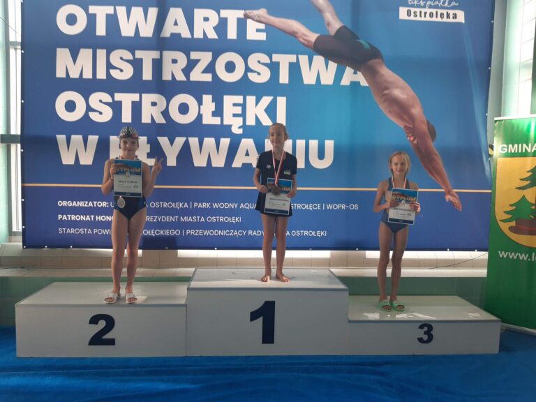 Zderzenie dwóch aut pod Kutnem, są utrudnienia w ruchu (ZDJĘCIA)