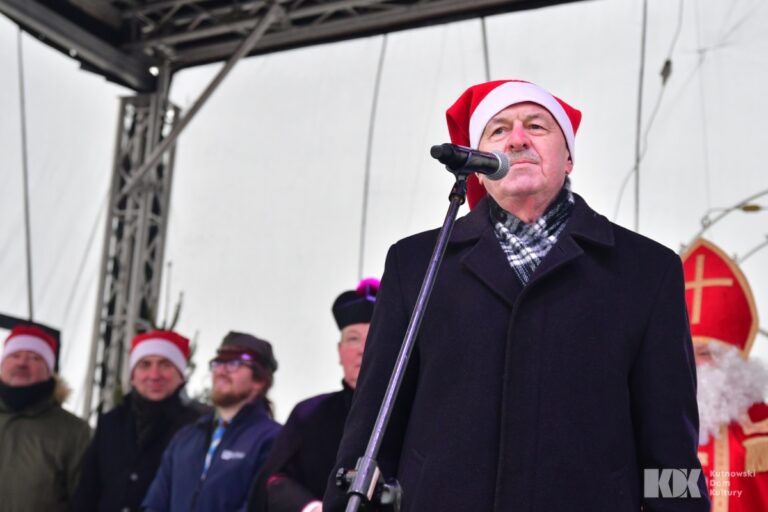 Prezydent Burzyński złożył świąteczne życzenia mieszkańcom Kutna (WIDEO)