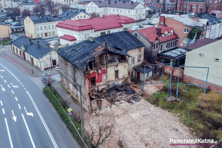 Oświadczenie UM Kutno ws. zawalonej kamienicy. „Nie jesteśmy właścicielem budynku” (ZDJĘCIA)