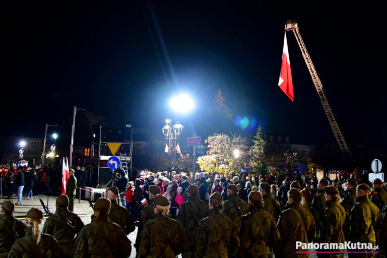 Kutno świętuje niepodległość. Patriotyczne uroczystości na Placu Piłsudskiego (ZDJĘCIA)