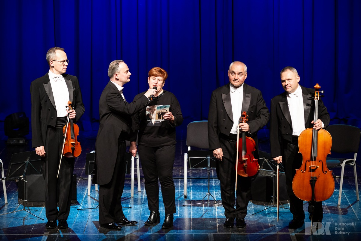 Grupa MoCarta rozbawiła Kutno. Muzyczny humor w KDK / fot. Adam Pietrusiak / KDK