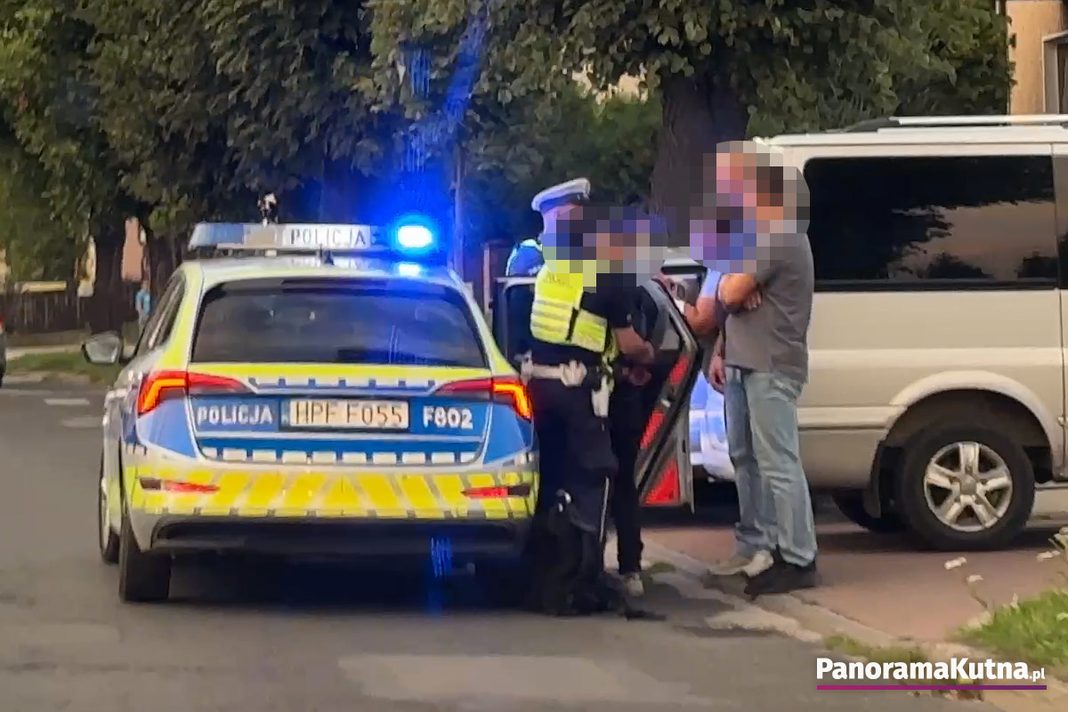 30-08-2026-wypadek-sklodowskiej-kutno-006
