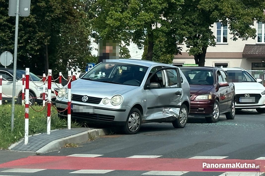 wypadek-rondo-troczewskiego-24-08-2026-001