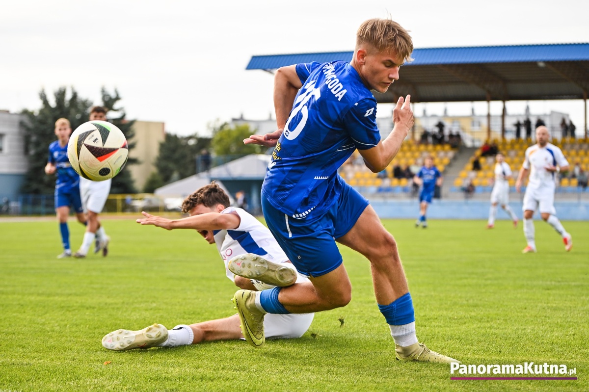 KS Kutno 3:2 Zryw Wygoda IV liga zdjęcia