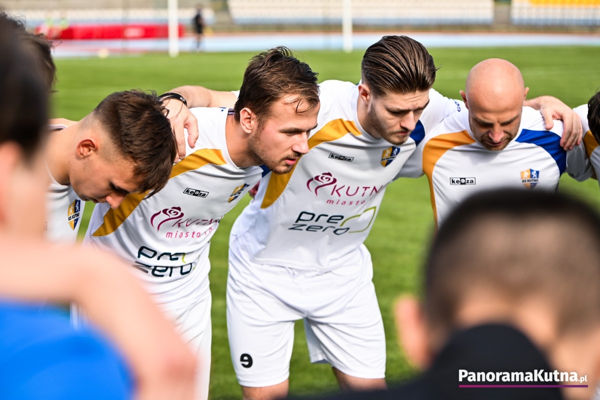 KS Kutno 3:2 Zryw Wygoda IV liga zdjęcia